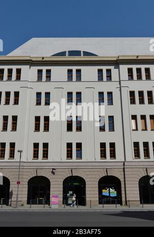 Bundesministerium für Umwelt, Naturschutz, Bau und Reaktorsicherheit, Stresemannstrasse, Mitte, Berlin, Deutschland Stock Photo