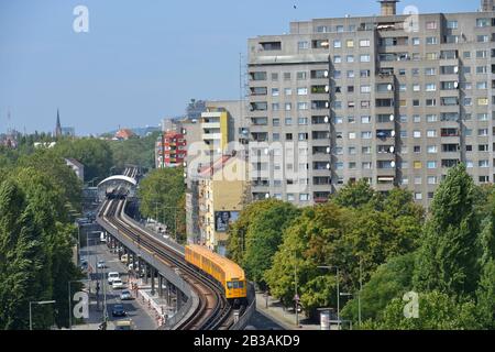 U-Bahn, U1, Gitschiner Strasse, Kreuzberg, Berlin, Deutschland Stock Photo