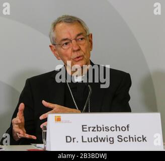 Ludwig Schick, the Roman Catholic Archbishop of Bamberg and chairman of the Committee for International Church Affairs of the German Bishops' Conference, speaks at a press conference. The results of the Amazon synod were discussed at a press conference during the Spring Plenary Session of the German Bishops’ Conference. (Photo by Michael Debets/Pacific Press) Stock Photo