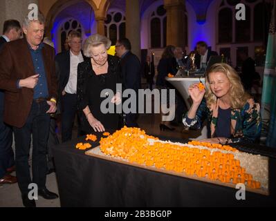 Delft, Netherlands. 04th Mar, 2020. Princess Beatrix of The Netherlands and Princess Mabel of Oranje-Nassau at De Oude Bibliotheek Academy in Delft, on March 04, 2020, to attend the presentation of the sixth Prince Friso Engineer PrizeCredit: Albert Nieboer Ph van der Werf/ Netherlands OUT/Point de Vue OUT |/dpa/Alamy Live News Stock Photo