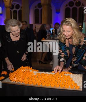 Delft, Netherlands. 04th Mar, 2020. Princess Beatrix of The Netherlands and Princess Mabel of Oranje-Nassau at De Oude Bibliotheek Academy in Delft, on March 04, 2020, to attend the presentation of the sixth Prince Friso Engineer PrizeCredit: Albert Nieboer Ph van der Werf/ Netherlands OUT/Point de Vue OUT |/dpa/Alamy Live News Stock Photo