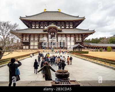 Todai-ji Temple, a UNESCO site and until recently one of the largest wooden buildings in the world. Houses the Big Buddha. Stock Photo