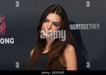 NEW YORK, NEW YORK - MARCH 04: Emily Ratajkowski attends the STRONG by Zumba event at Terminal 5 on March 04, 2020 in New York City. Stock Photo
