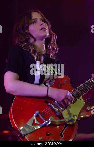 Glasgow, Scotland 4th March 2020. Gabrielle Aplin performs at St Luke’s on the first date of her latest UK tour Stock Photo