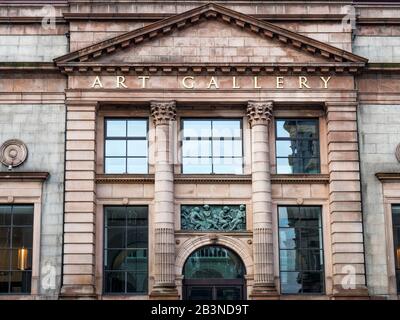 Aberdeen Art Gallery housed in an impressive Victorian building on Schoolhill Aberdeen Scotland Stock Photo