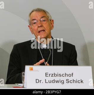 Mainz, Germany. 04th Mar, 2020. Ludwig Schick, the Roman Catholic Archbishop of Bamberg and chairman of the Committee for International Church Affairs of the German Bishops' Conference, speaks at a press conference. The results of the Amazon synod were discussed at a press conference during the Spring Plenary Session of the German Bishops' Conference in Mainz, Germany on March 4, 2020. (Photo by Michael Debets/Pacific Press/Sipa USA) Credit: Sipa USA/Alamy Live News Stock Photo