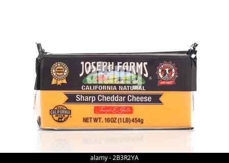 IRVINE, CALIFORNIA - MAY 20, 2019: A 16 ounce package of Joseph Farms California Natural Sharp Cheddar Cheese. Stock Photo
