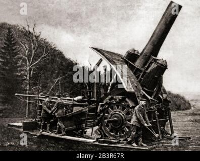 A 42 cm Minenwerfer-Gerät (M-Gerät), popularly known by the nickname Big Bertha, was a German siege howitzer built by Krupp AG and fielded by the Imperial German Army from 1914 to 1918. It was one of the largest artillery pieces ever fielded. It was first designed in 1911 and when World War I broke out, the two available M-Gerät guns, still prototypes, were sent to Liège and destroyed Forts Pontisse and Loncin. German soldiers bestowed the gun with the nickname 'Big Bertha,' which  the Allies, used it as a nickname for all super heavy German artillery Stock Photo