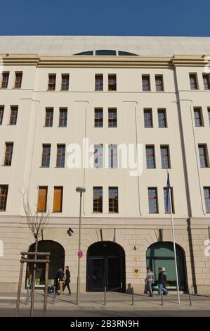 Bundesministerium für Umwelt, Naturschutz, Bau und Reaktorsicherheit, Stresemannstrasse, Potsdamer Platz, Tiergarten, Berlin, Deutschland Stock Photo