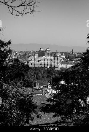 Rome, Italy, Europe: panoramic image of Rome from the Janiculum terrace with Altar of the Fatherland in the center of the image Stock Photo