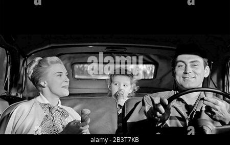 THE THREE FACES OF EVE 1957 20th Century Fox film with from left: Joanne Woodward, Terry Ann Ross, Ken Scott Stock Photo