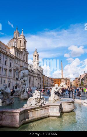 Fontana del Moro, Piazza Navona, centro storico, Rome, Italy Stock Photo