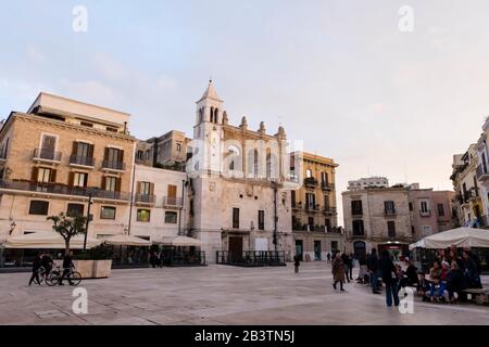Piazza Mercantile, old quarter, Bari, Puglia, Italy Stock Photo