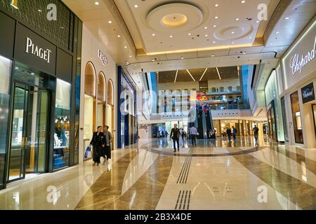 Piaget shop hi res stock photography and images Page 2 Alamy