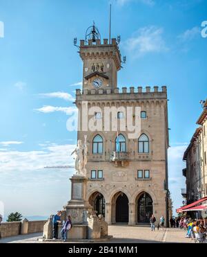 Government Palace and City Hall, Palazzo Pubblico Governo, Piazza della Liberta, City of San Marino, San Marino Stock Photo