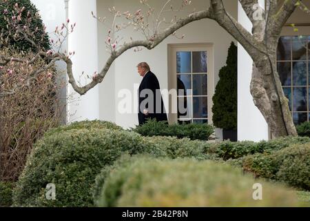 Washington DC, USA. 05th Mar, 2020. United States President Donald J. Trump walks out of the Oval Office at the White House in Washington, DC, U.S., as he departs for a FOX News Channel Town Hall in Scranton, Pennsylvania on Thursday, March 5, 2020. Credit: Stefani Reynolds/CNP /MediaPunch Credit: MediaPunch Inc/Alamy Live News Stock Photo