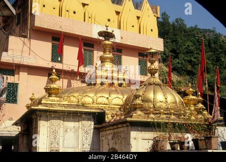 India - Himachal Pradesh - Jawalamukhi - Hindu shrine Stock Photo - Alamy