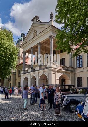 Poland, Lublin province, village of Kozlowka, The Zamoyskis palace, 18th century, old car show Stock Photo