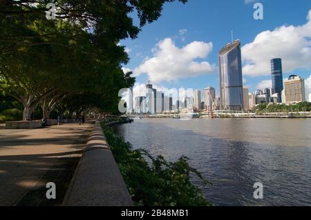 View of the Clem Jones promenade, Brisbane River and the skyline of the CBD district in the background on a sunny day Stock Photo