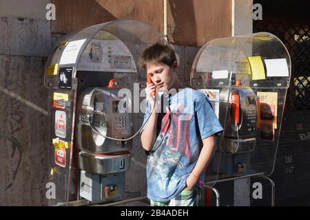 Telefonzelle, Rom, Italien Stock Photo