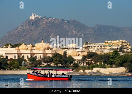 Oberoi Hotel in the Lake Pichola Udaipur Rajasthan India. This is one of the excursion of the Luxury train Maharajas express. Stock Photo