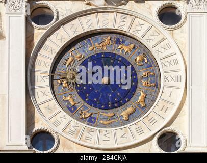 Clock face on lapislazuli, on the Torre Dell Orologico in the Piazza San  Marco, Venice, Veneto, Italy Stock Photo - Alamy