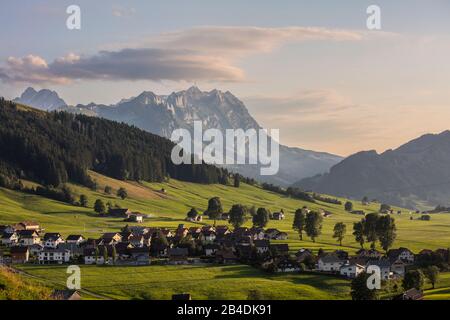 Appenzellerland, Switzerland, Alps, mountains, evening, Appenzell, Hüser, Furgglenfirst, Saxer gap, Kamor, Stock Photo