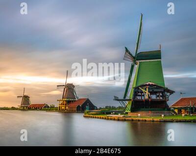 Old windmills, Zaanse Schans, open-air museum, Zaanstad, North Holland, Holland, Netherlands, Europe