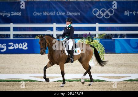 Olympic Games 2008, Hong Kong (Beijing Games) August 2008, Louise Lyons (IRE) riding Watership Down eventing dressage test Stock Photo