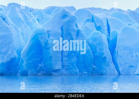 Lake Gray glacier, Torres del Paine National Park, Chile, South America Stock Photo