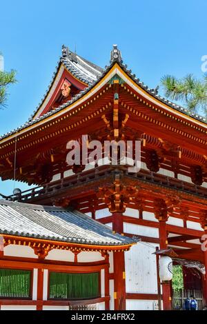 Gateway at Todaiji Temple, Nara Park, Nara, Honshu, Japan Stock Photo