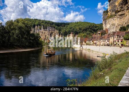 La Roque-Gageac on the Dordogne Stock Photo