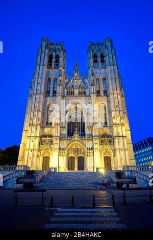 Europe, Belgium, Brussels, Cathedral St. Michael and St. Gudula, evening, illuminated Stock Photo