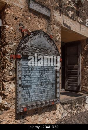 Destination Tanzania, Zanzibar Island: Impressions from Stone Town, the oldest district of Zanzibar City, the capital of the Tanzanian state of Zanzibar. Gnome Kongwe: Old Fort, World Heritage Site Stock Photo