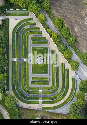 Fan Trailgraveyard of club Schalke 04 football tradition in the cemetery Beckhausen-Sutum, 21.09.2013, aerial view, Germany, North Rhine-Westphalia, Ruhr Area, Gelsenkirchen Stock Photo