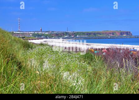 North beach on the Badedüne against the main island, Helgoland, Helgoländer bay, German bay, North Sea island, North Sea, Schleswig-Holstein, Germany Stock Photo