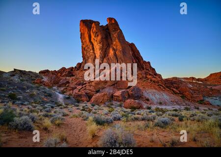 USA, United States of America, Nevada, Valley of Fire, National Park, Fire Wave Trail, Sierra Nevada, California Stock Photo