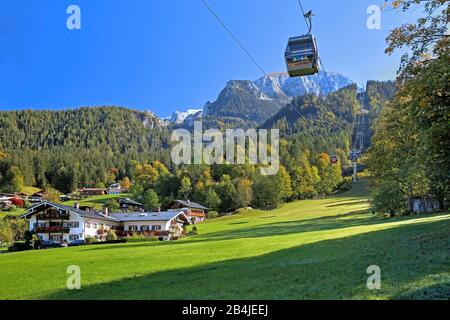 Traditional country house in the district Königssee and gondola of the Jenner cable car, municipality Schönau am Königssee, Berchtesgadener Land, Upper Bavaria, Bavaria, Germany Stock Photo