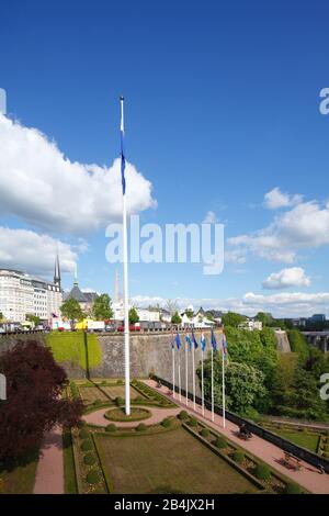 Fortress with Bastion Beck, Monument du Souvenir, Place de Constitution, Constitution Square, Notre Dame Cathedral, Luxembourg, Europe Stock Photo