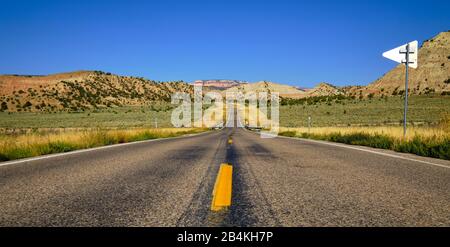 USA, United States of America, Red Canyon, Dixie National Forest, Bryce Canyon, Utah, Southwest USA, Utah State Route 12, Scenic Byway,Escalante, Capitol Reef National Park, Stock Photo