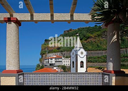 Historic old town of Ponta do Sol with the Ingreja Nossa Senhora da Luz church (Our Lady of Light), Madeira, Portugal Stock Photo