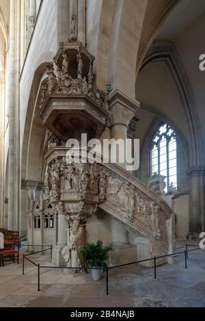 Deutschland, Sachsen-Anhalt, Magdeburg, Dom zu Magdeburg, Blick auf die Renaissancekanzel von Christoph Kapup 1595 - 1597. (1520 wurde der Dombau nach Stock Photo