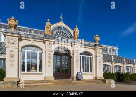 England, London, Richmond, Kew Gardens, The Temperate House Stock Photo