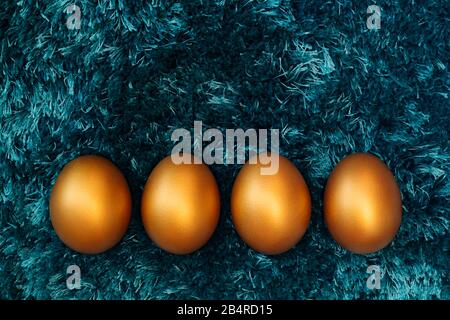 Golden Easter egg, happy Easter sunday hunt holiday decorations Stock Photo