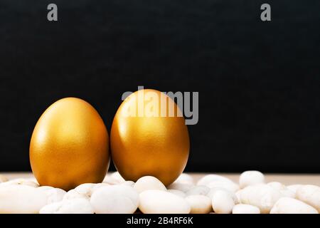 Golden Easter egg, happy Easter sunday hunt holiday decorations Stock Photo