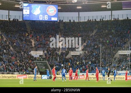 after the repeated posters, posters, banners, versus Hoffenheims Maezen (M? zen) Dietmar Hopp were shown in the fan block of the FC Bayern fans in the stands, the players decided a non-aggression pact for the remaining 13 minutes, scoreboard with final result and season; Scandal, scandal; Insult; Soccer 1.Bundesliga, 24th matchday, matchday 24, TSG 1899 Hoffenheim (1899) - FC Bayern Munich (M) 0: 6, on 02/29/2020 in Sinsheim / Germany DFL REGULATIONS PROHIBIT ANY USE OF PHOTOGRAPHS AS IMAGE SEQUENCES AND / OR QUASI VIDEO. ? Sven Simon Fotoagentur GmbH & Co. Press Photo KG # Prinzess-Luise-Str. Stock Photo