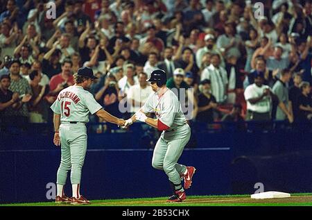 Mark McGwire, St. Louis Cardinals 51st home run during the record breaking season in 1998 in a game agaainst the New York Mets. Stock Photo