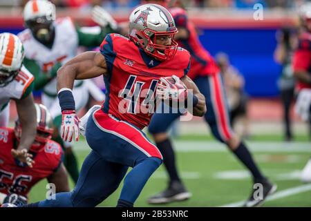Houston, TX, USA. 7th Mar, 2020. Houston Roughnecks running back Andre Williams (44) carries the ball during the 1st quarter of an XFL football game between the Seattle Dragons and the Houston Roughnecks at TDECU Stadium in Houston, TX. Trask Smith/CSM/Alamy Live News Stock Photo