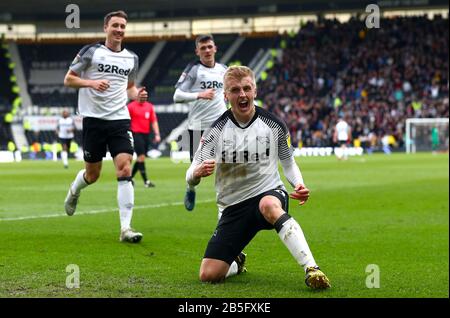 Derby County's Louie Sibley (right) celebrates scoring his side's first goal of the game during the Sky Bet Championship match at Pride Park, Derby. Stock Photo