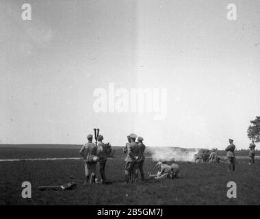 Wehrmacht Heer Leichte Feldhaubitze leFH 18 10,5 cm Stock Photo